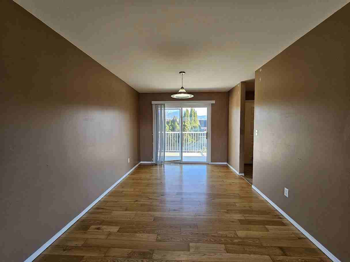 9002 Ashwell Rd #1 - Photo 6 of 35