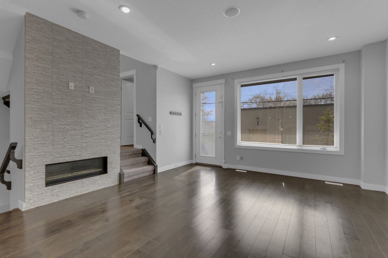 1605 12 Ave Sw - Photo 4 of 30