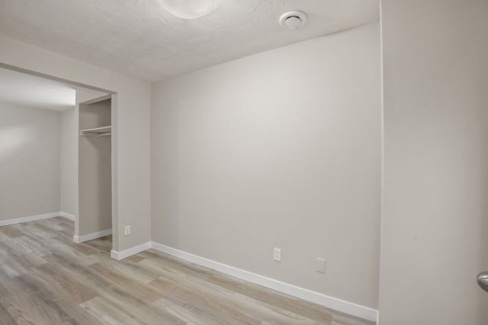 Newly Renovated! 1 Bedroom Basement Suite! - Photo 6 of 7