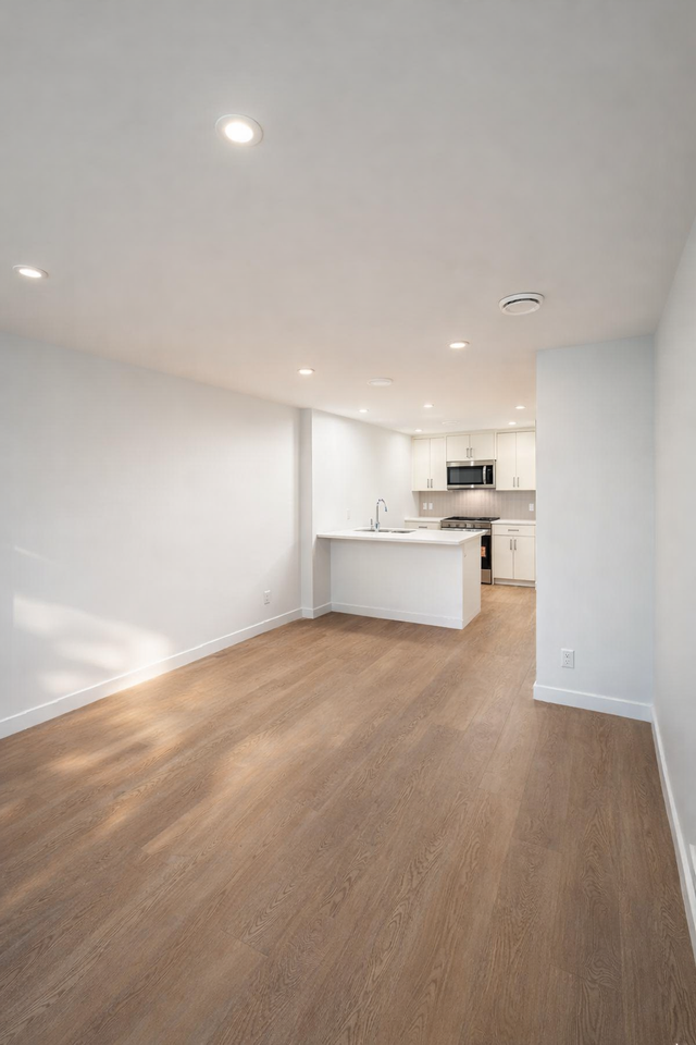 4846 Cawsey Terr Sw - Photo 2 of 7