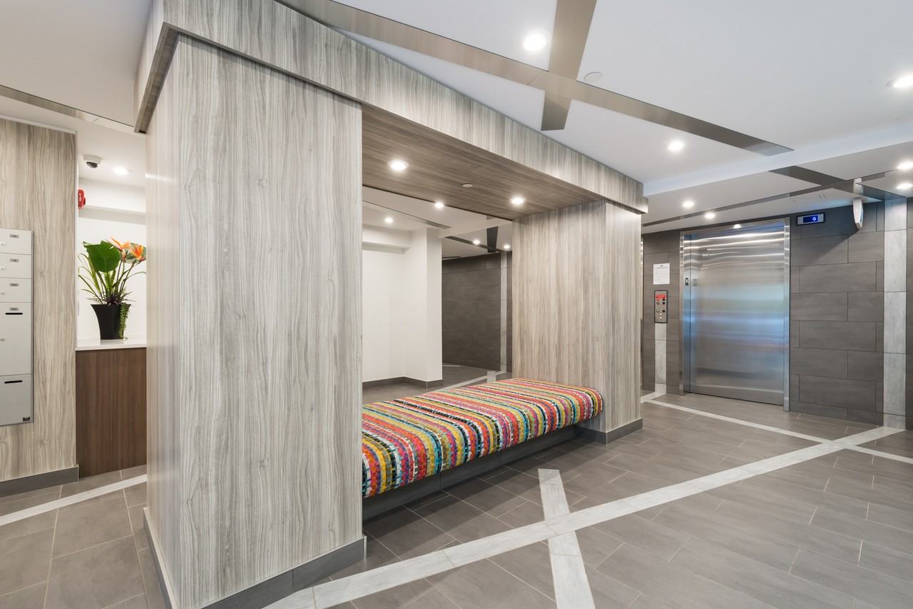 271 Platts Lane - Photo 3 of 28