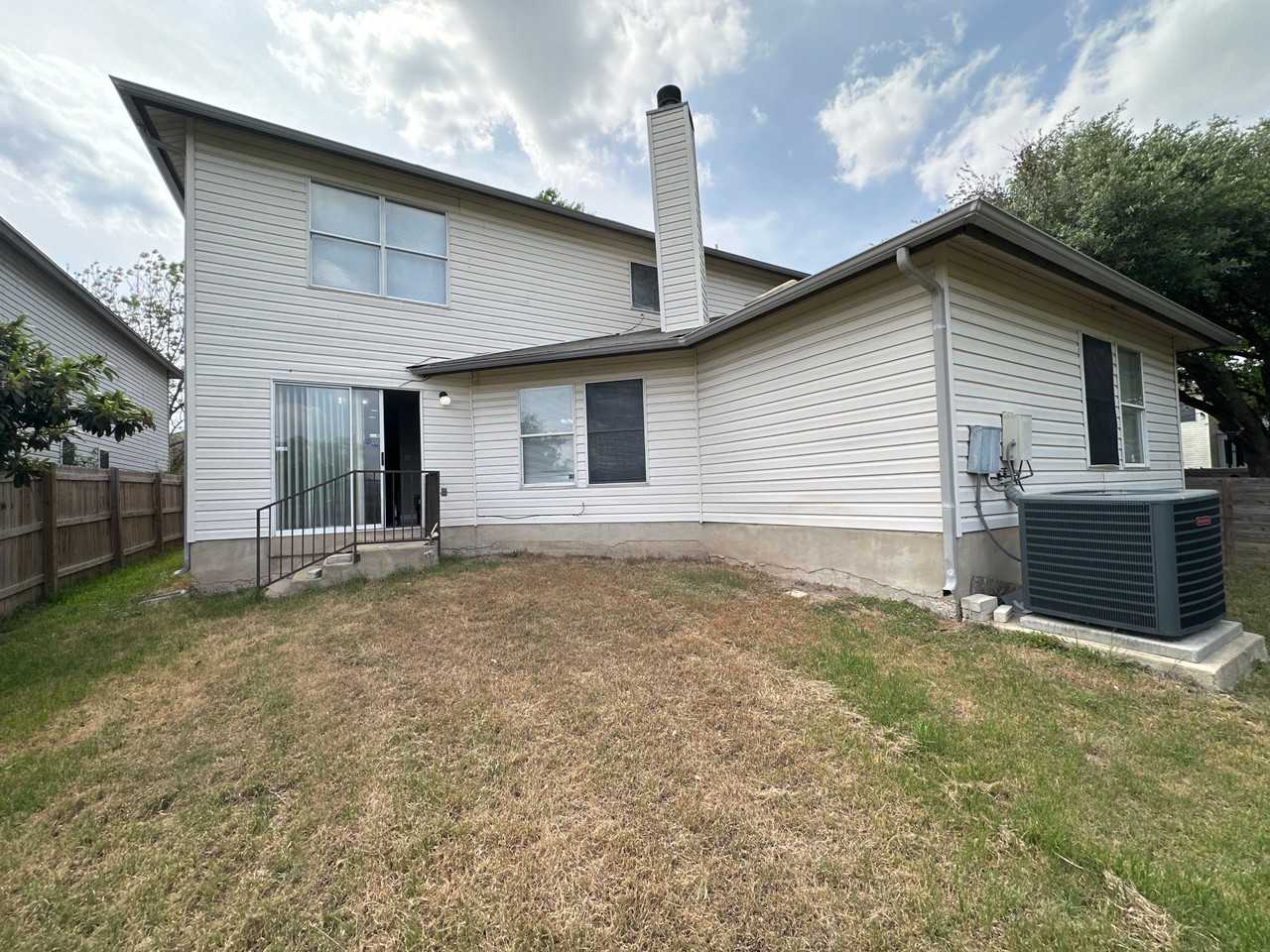 12931 Heyerdahl - Photo 2 of 50