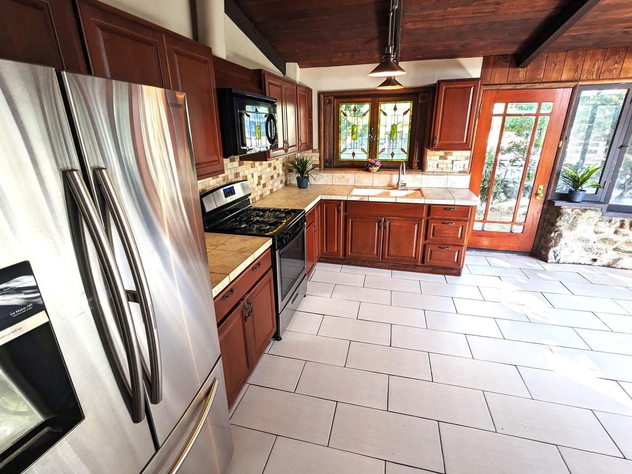 730 Orange Dr #1 - Photo 4 of 19