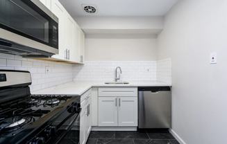 2000 Bellevue - Photo 1 of 1