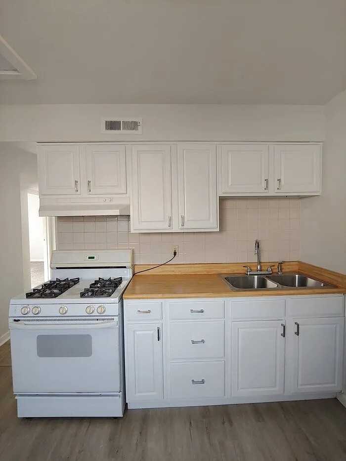 1506 Kitch St #1 - Photo 4 of 13