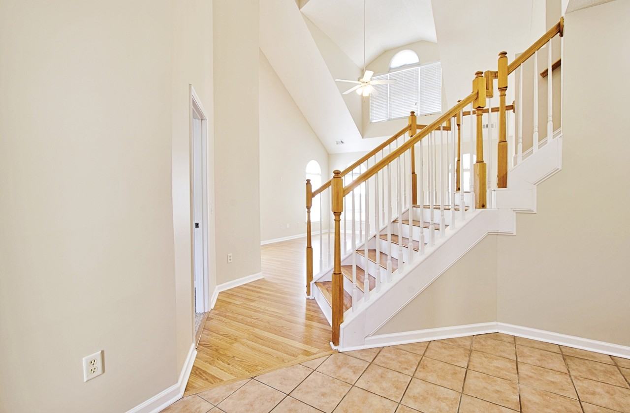 7 Limestone Ln #1 - Photo 2 of 27