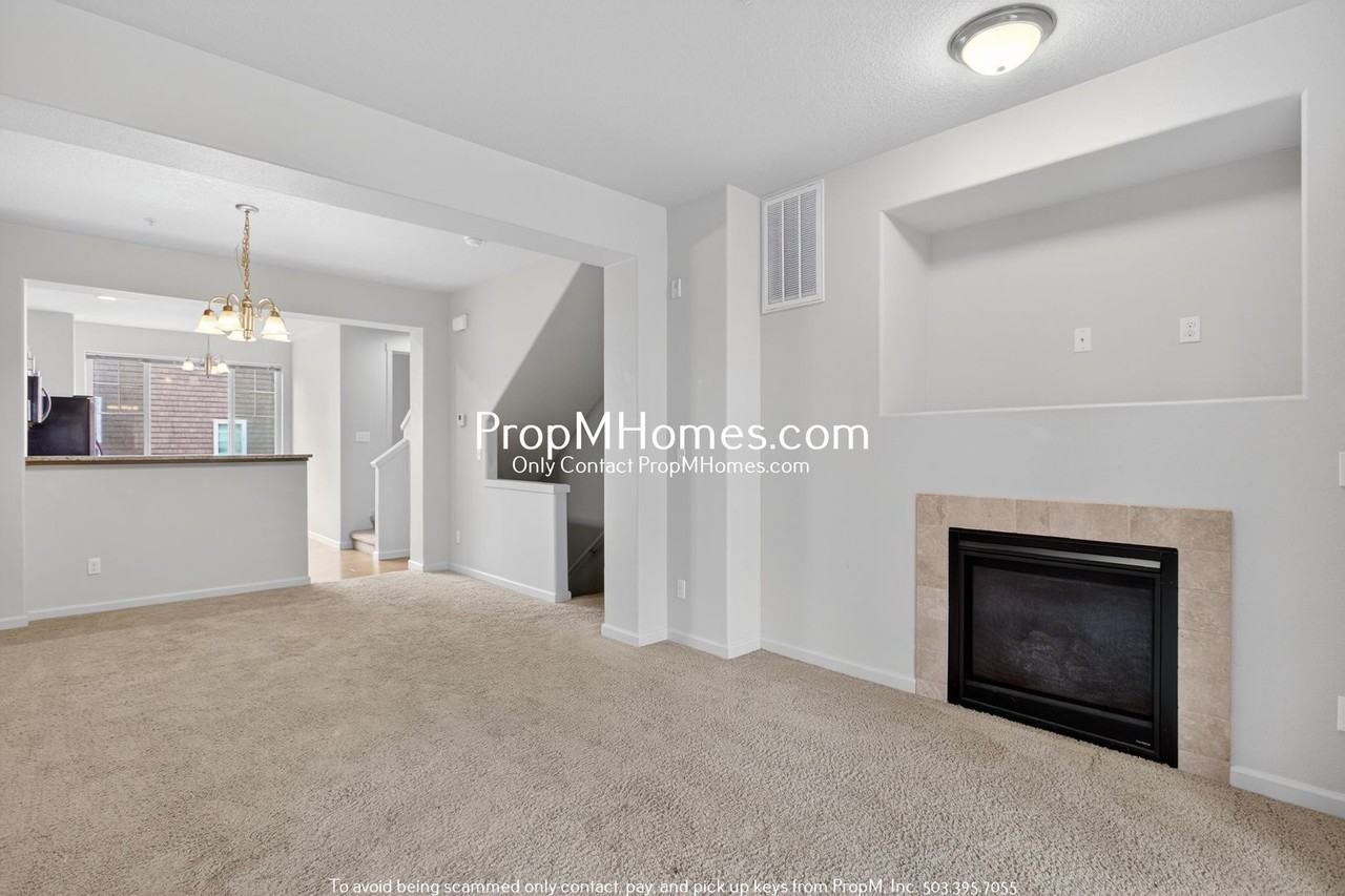 10795 10795 NE Gateway Place - NEW PROPERTY - Photo 3 of 22