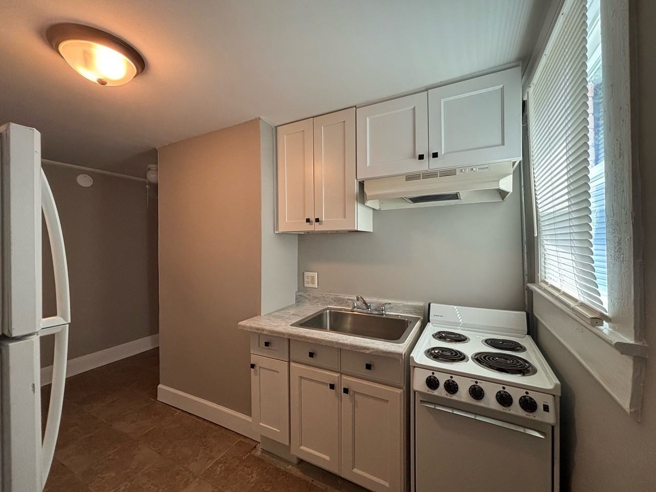 202.5 -A N. Virginia Ave. #1 - Photo 3 of 12