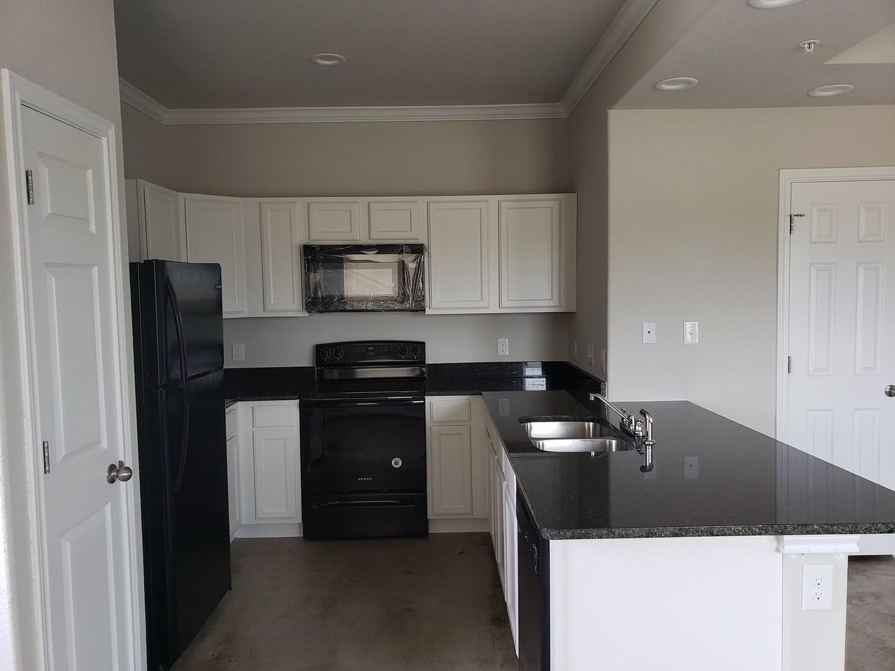 16902 Spirit Brk #4 - Photo 5 of 9