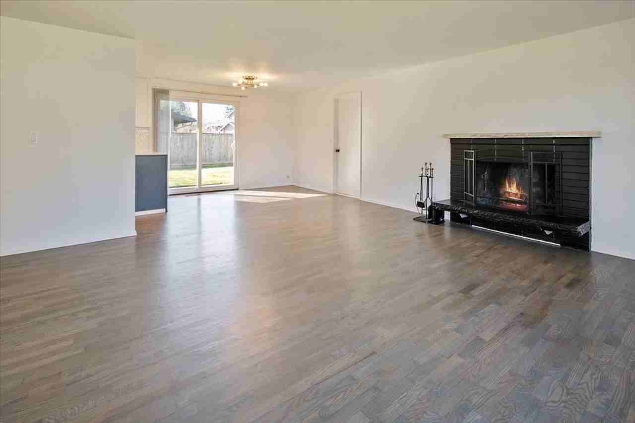 20804 3rd Ave W - Photo 7 of 18