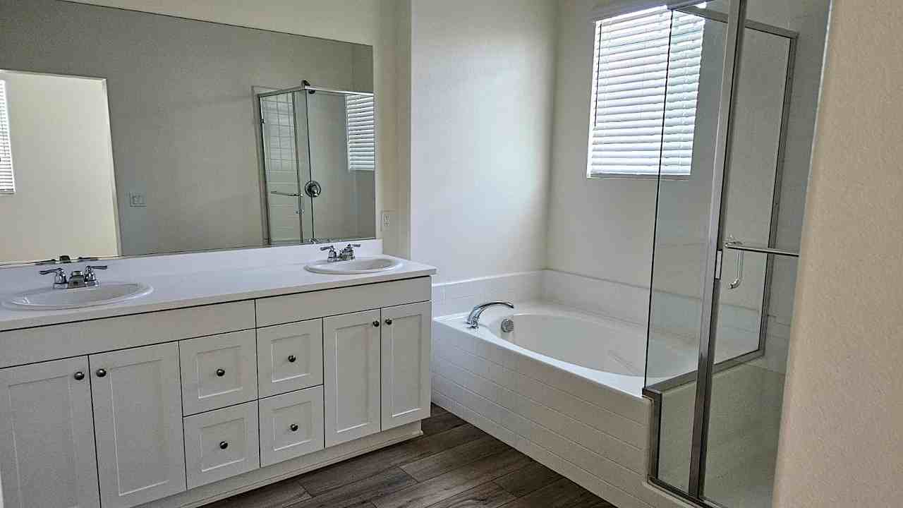 27432 Provincetown Way - Photo 4 of 6