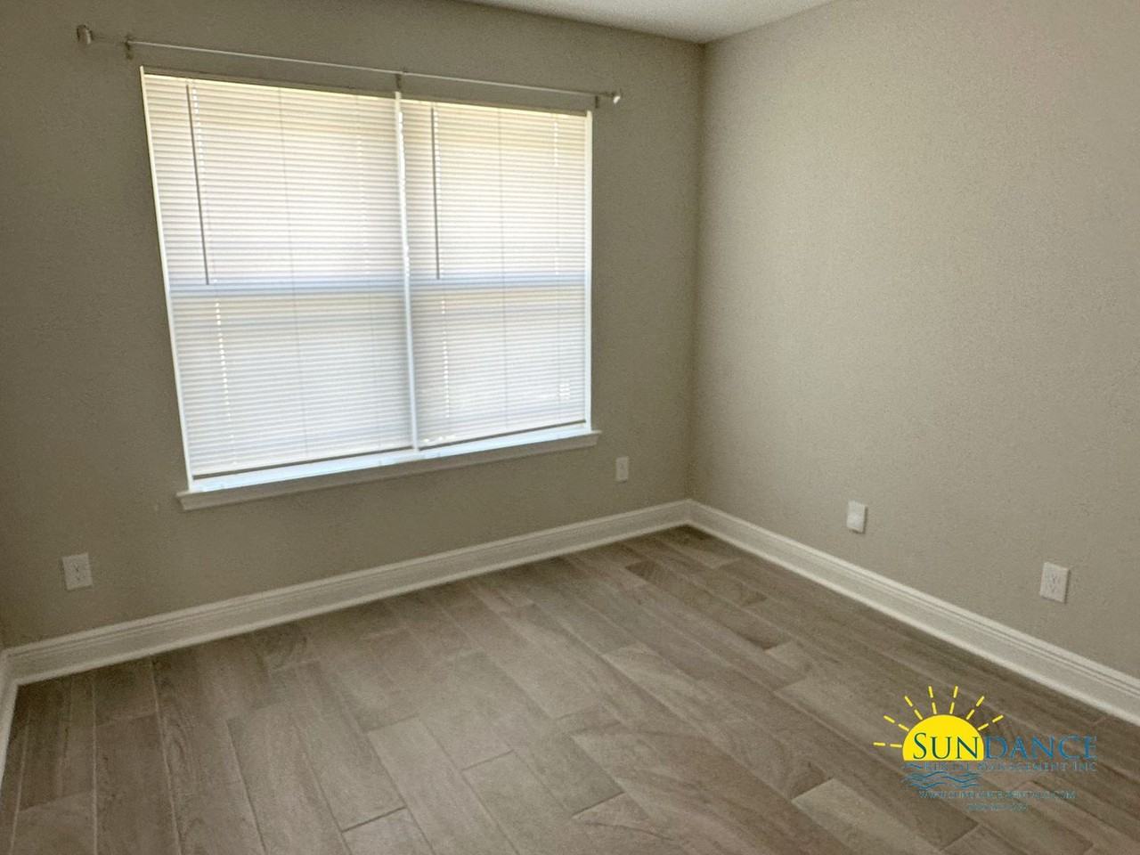 1458 Redfish Point Rd - Photo 6 of 11