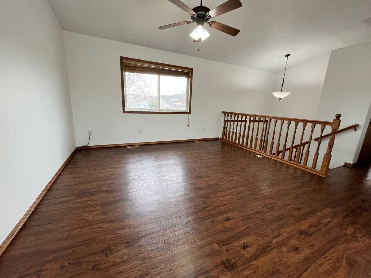 4604 W Oregon St - Photo 7 of 31