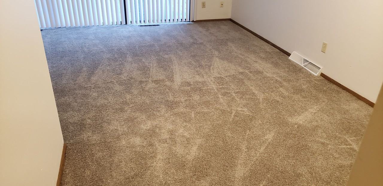 9198 N 70th St - Photo 7 of 24