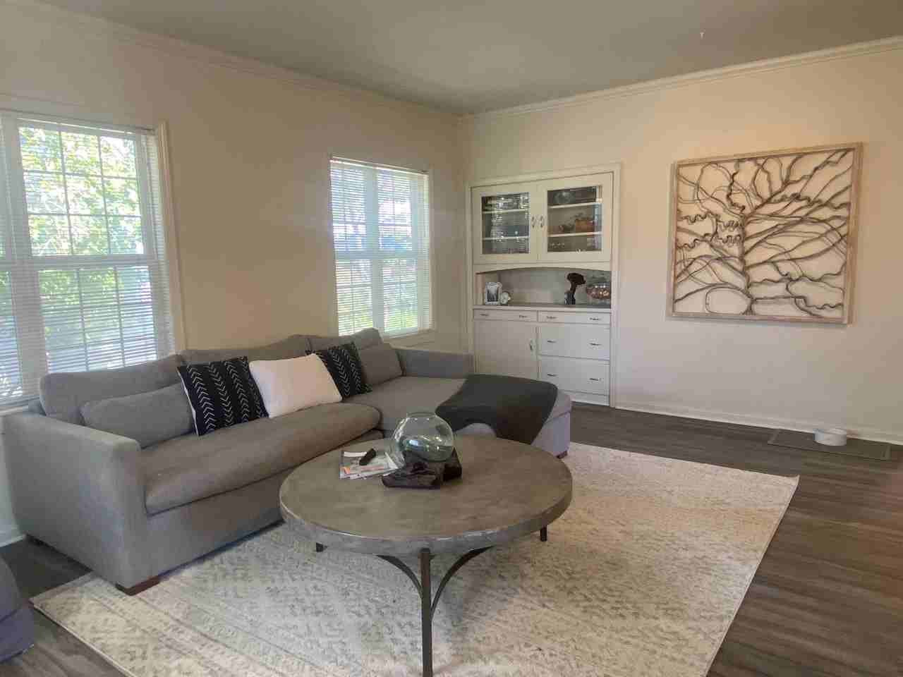 4758 Harrison St - Photo 4 of 20