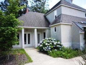 380 Butternut Dr - Photo 1 of 1