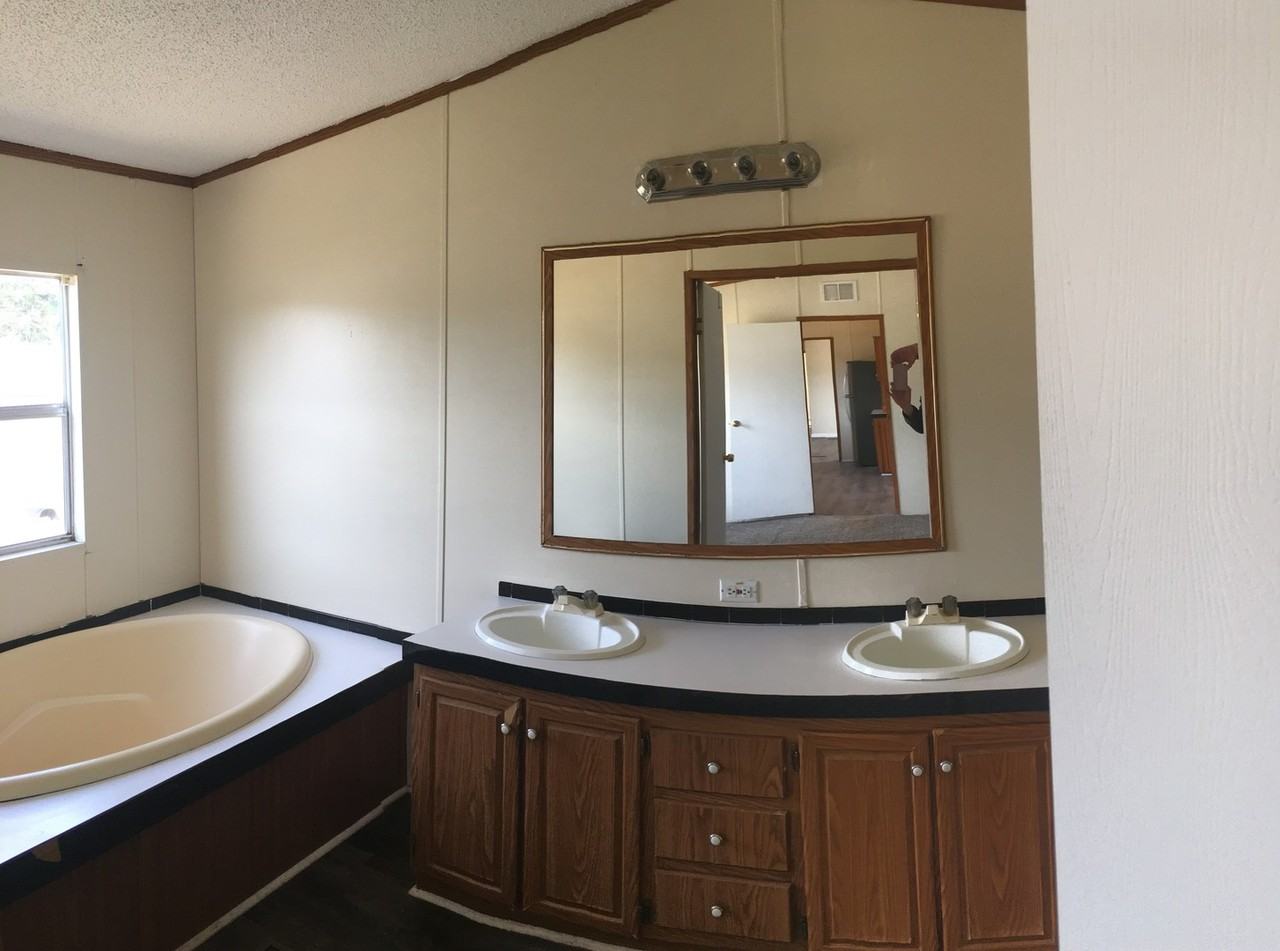 126 Herschels Way - Photo 3 of 17