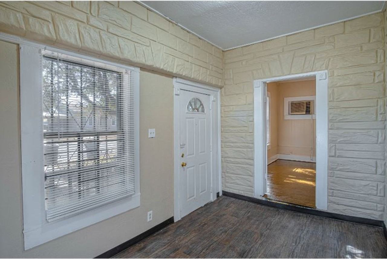 639 Canton - Photo 2 of 20