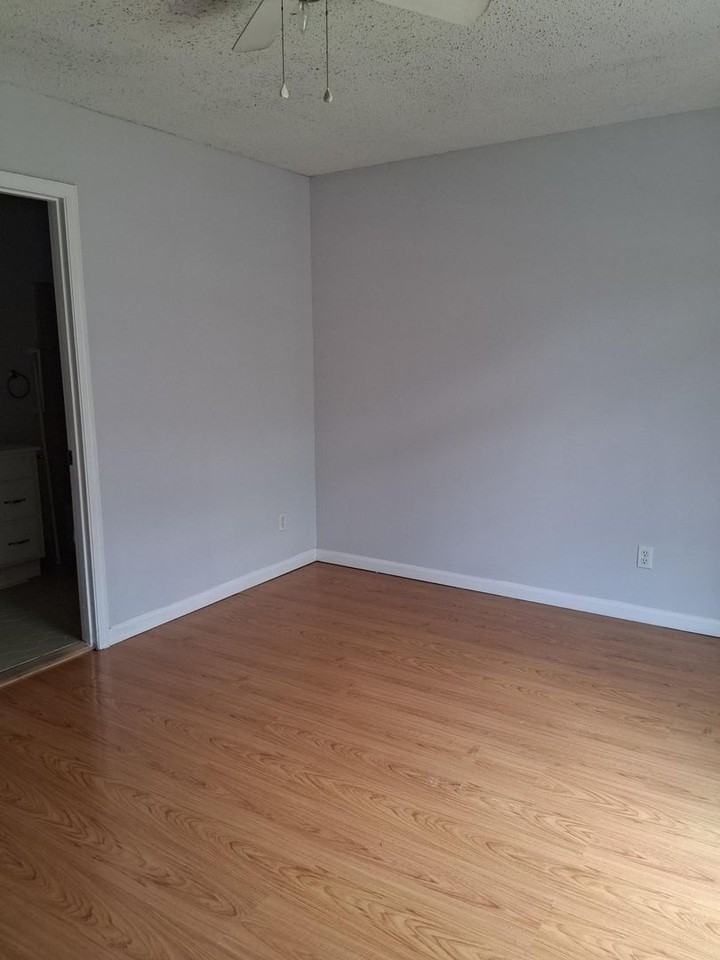 1757 Tahiti Ln - Photo 6 of 12