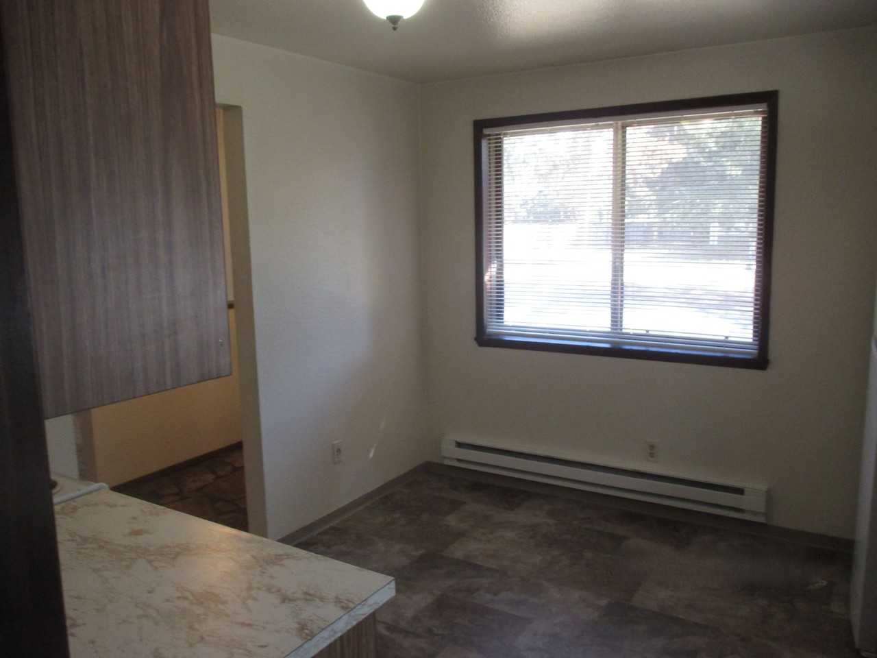 13104 86th Ave E - Photo 7 of 13