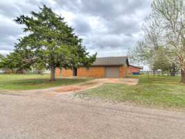 featured image of 204 3rd St Ne