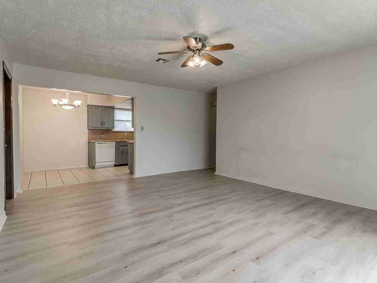 204 3rd St Ne - Photo 7 of 35