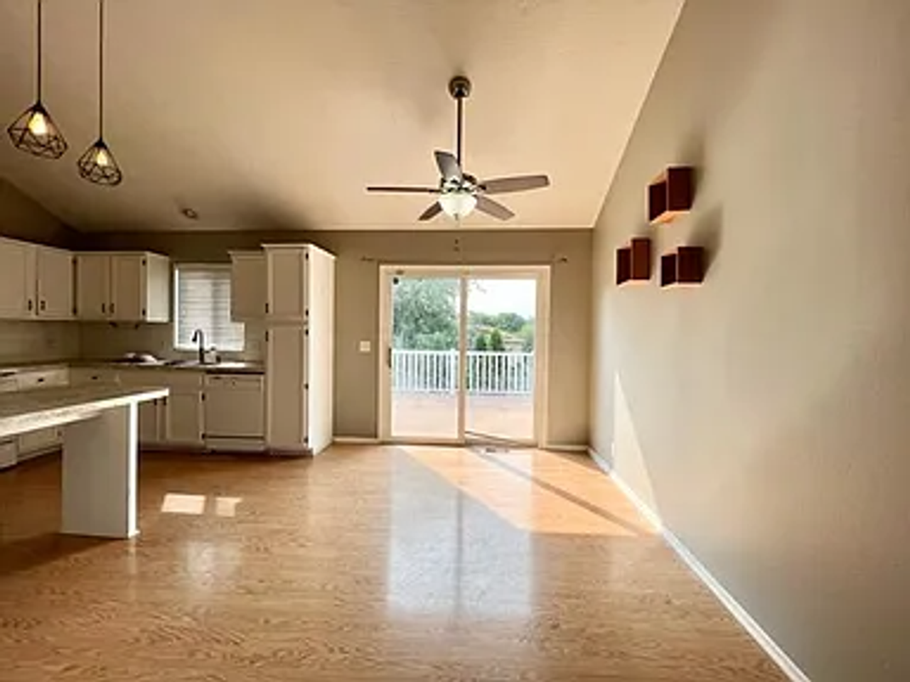 6714 N 110th Ave - Photo 3 of 12