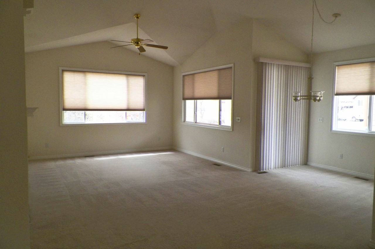 950 Southridge Greens Blvd - Photo 5 of 8