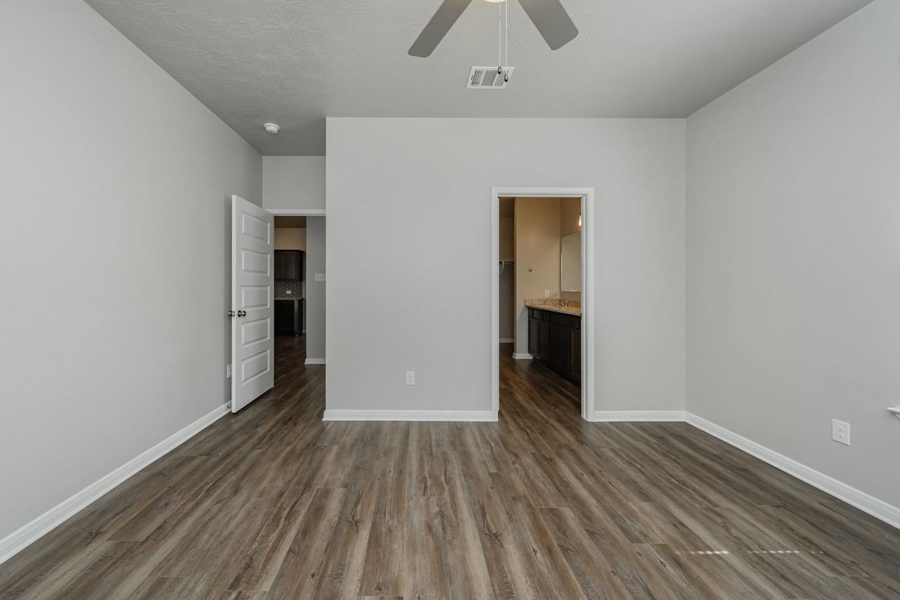 1139 Trellis Pass - Photo 7 of 29