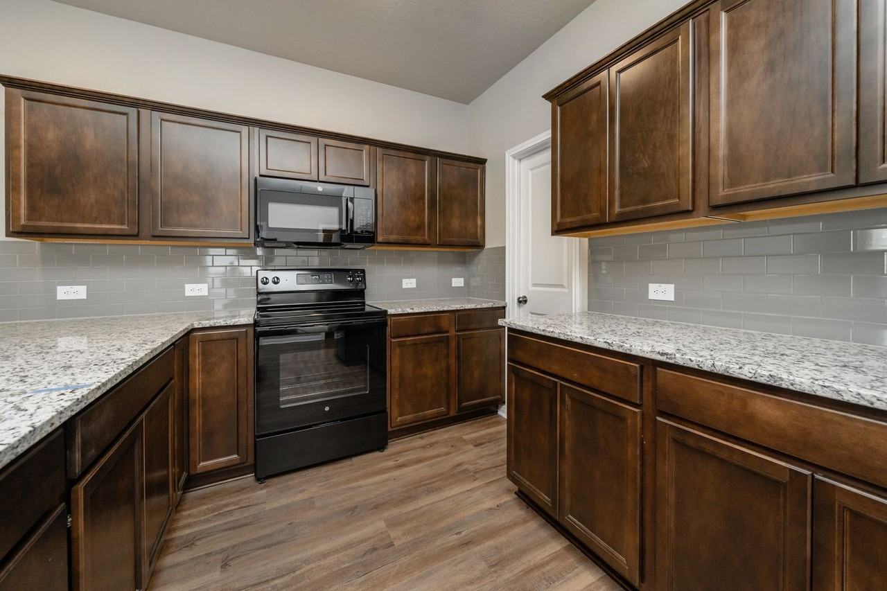 2039 Vintage Farms Way #1 - Photo 3 of 29