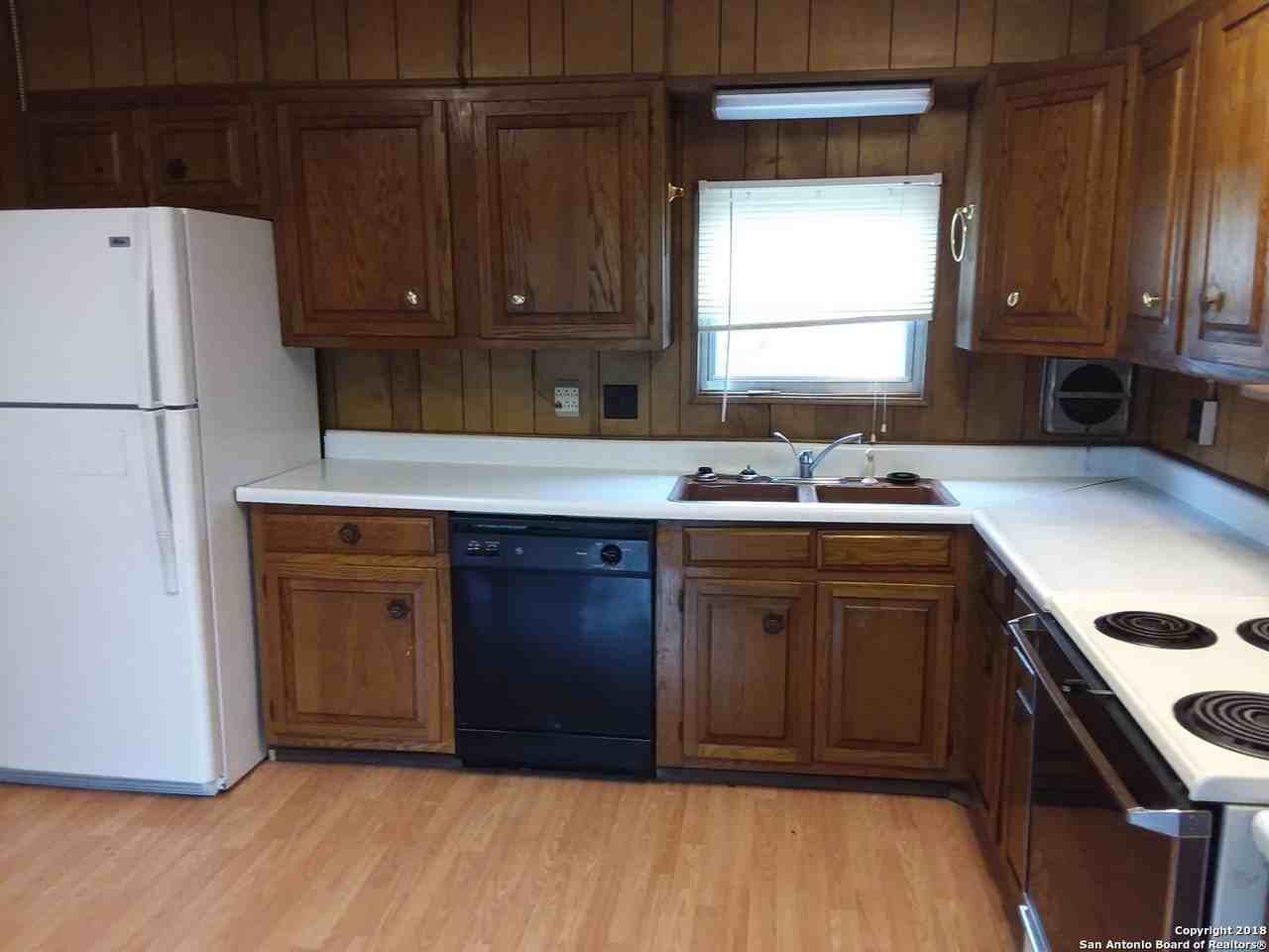 8454 Braewick Dr - Photo 4 of 8