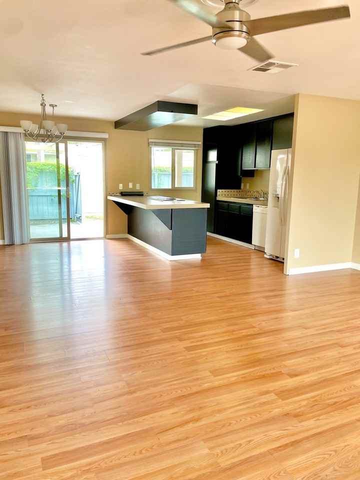 23491 Los Adornos - Photo 4 of 7