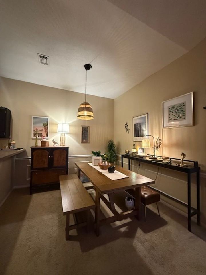 608 Squire Ln - Photo 3 of 9