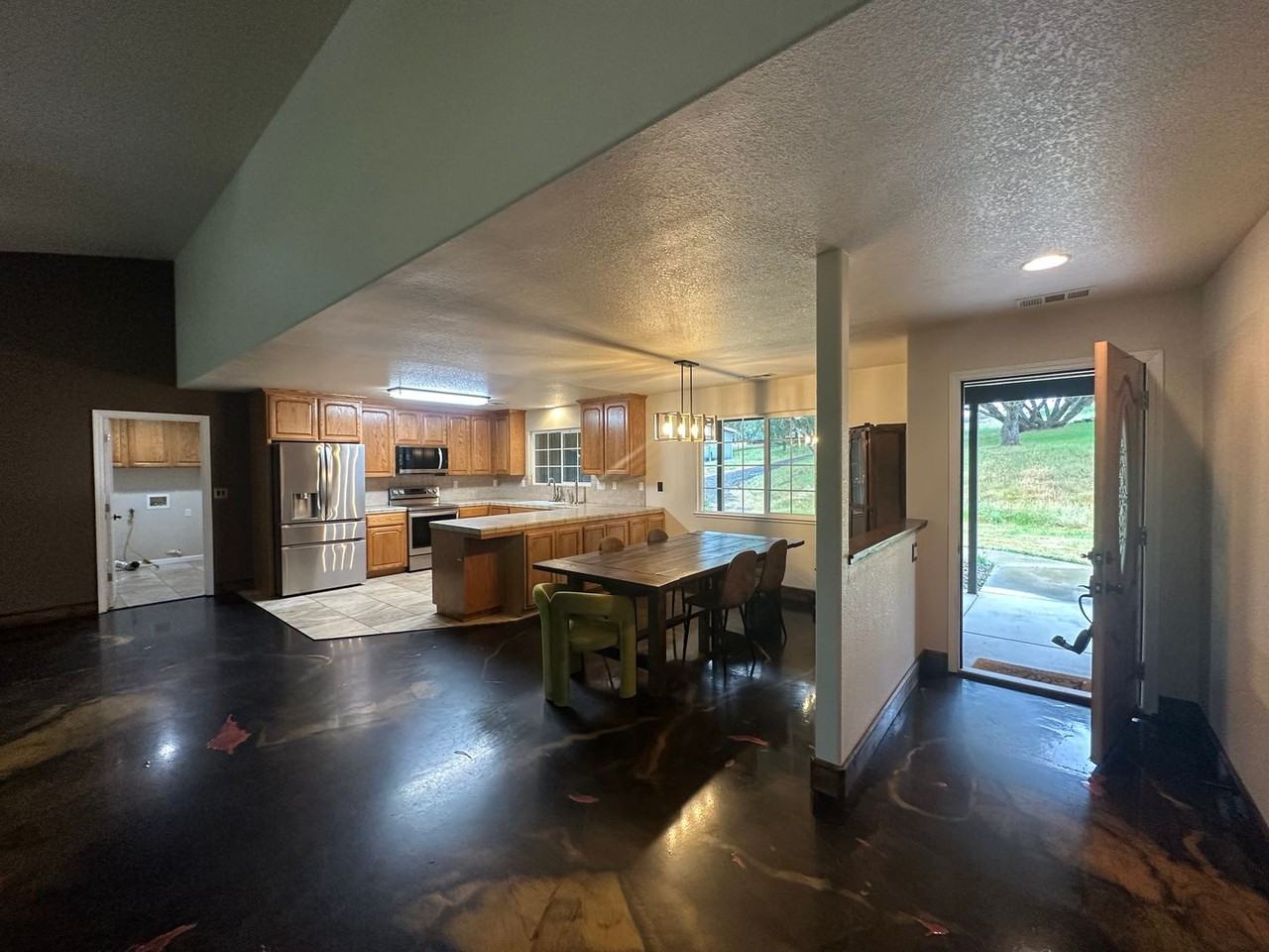 2384 Choctaw Rd - Photo 5 of 21