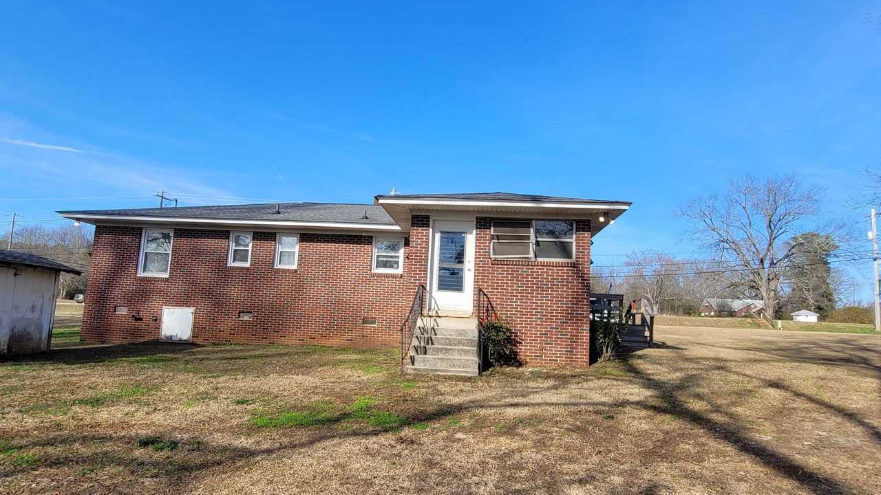 206 Columbia Ave - Photo 5 of 27