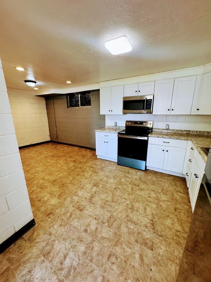 1-3 3201 Springe St - Photo 5 of 34