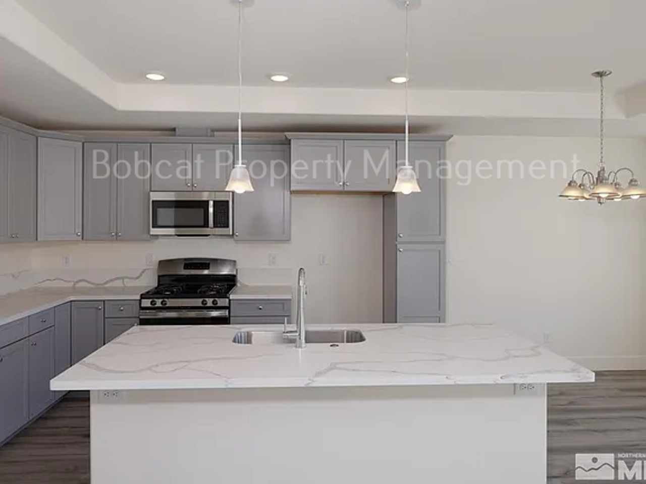 909 Saltbrush Rd - Photo 3 of 18