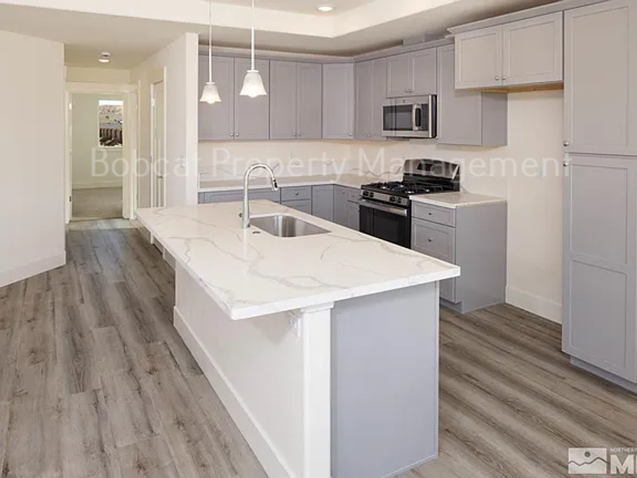 909 Saltbrush Rd - Photo 4 of 18