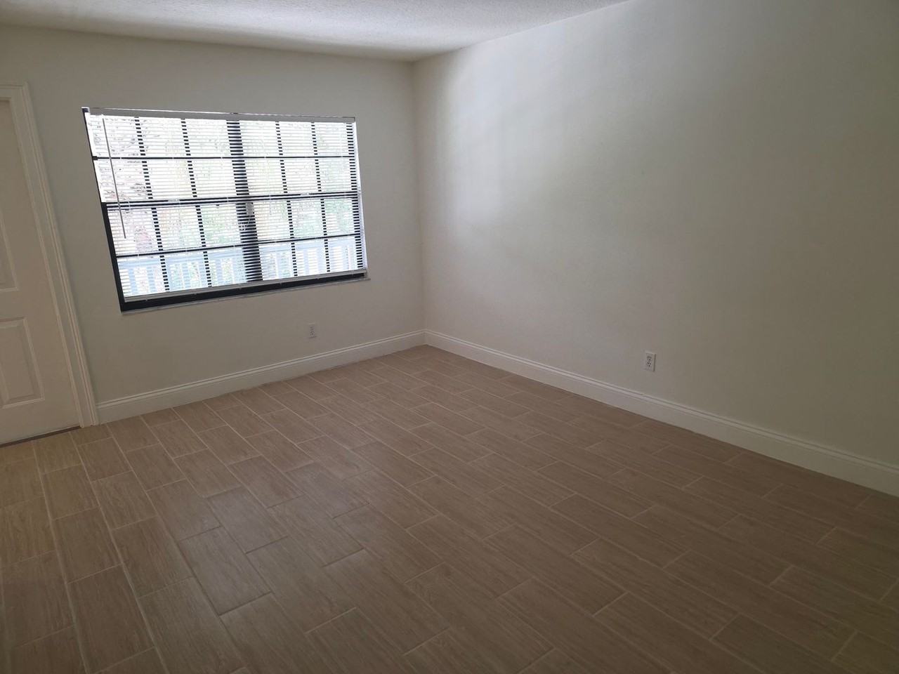 1200 Palmer St - Photo 7 of 8