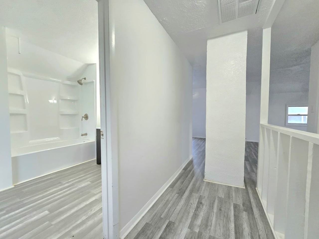 3312 Mishawaka Ave - Photo 6 of 7