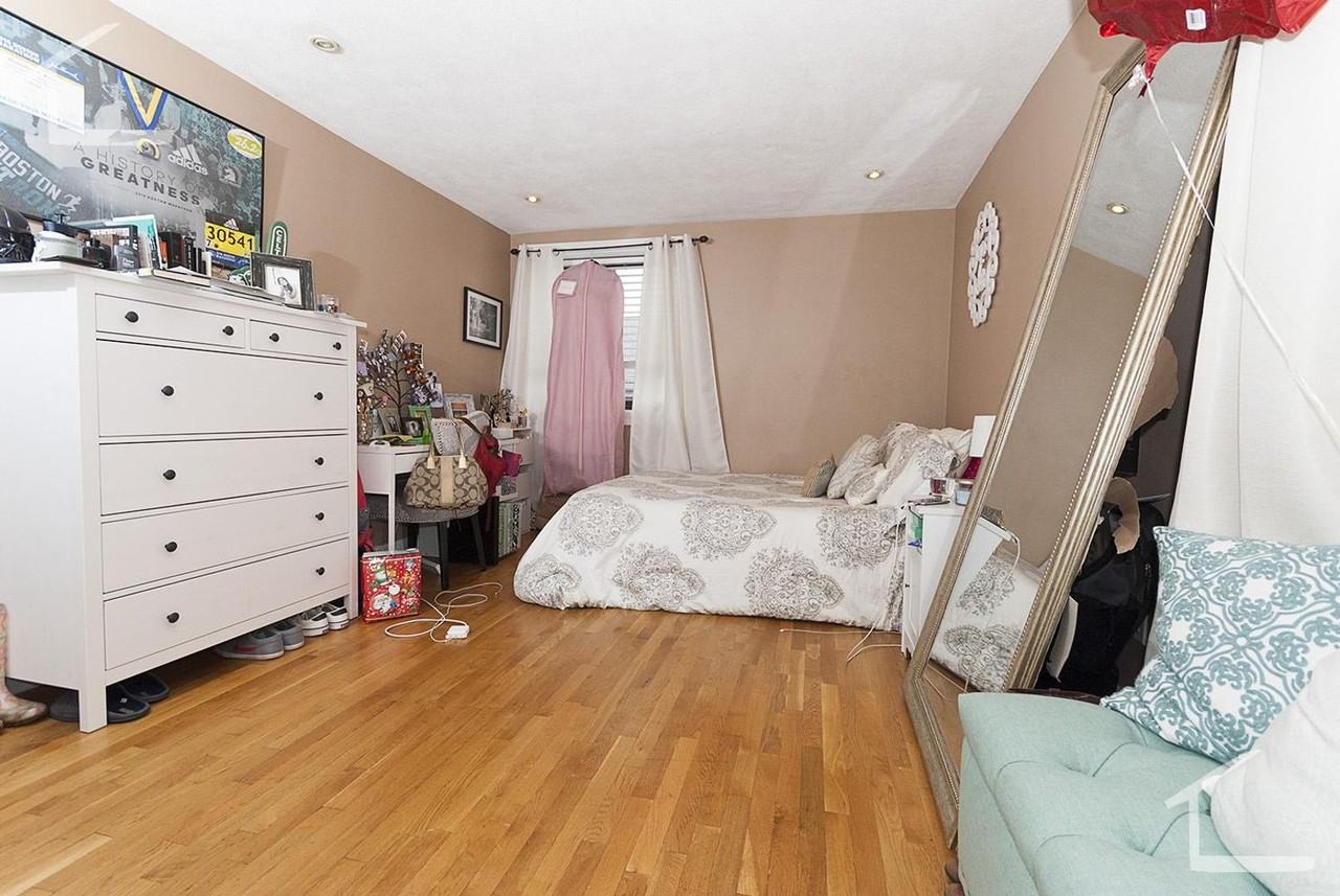 45 Gardner St - Photo 4 of 4