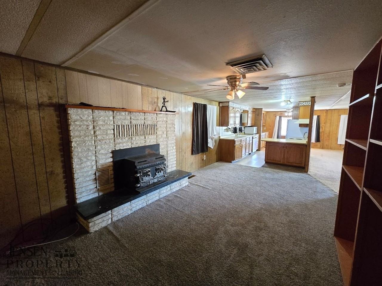 145 S 100 E - Photo 7 of 26