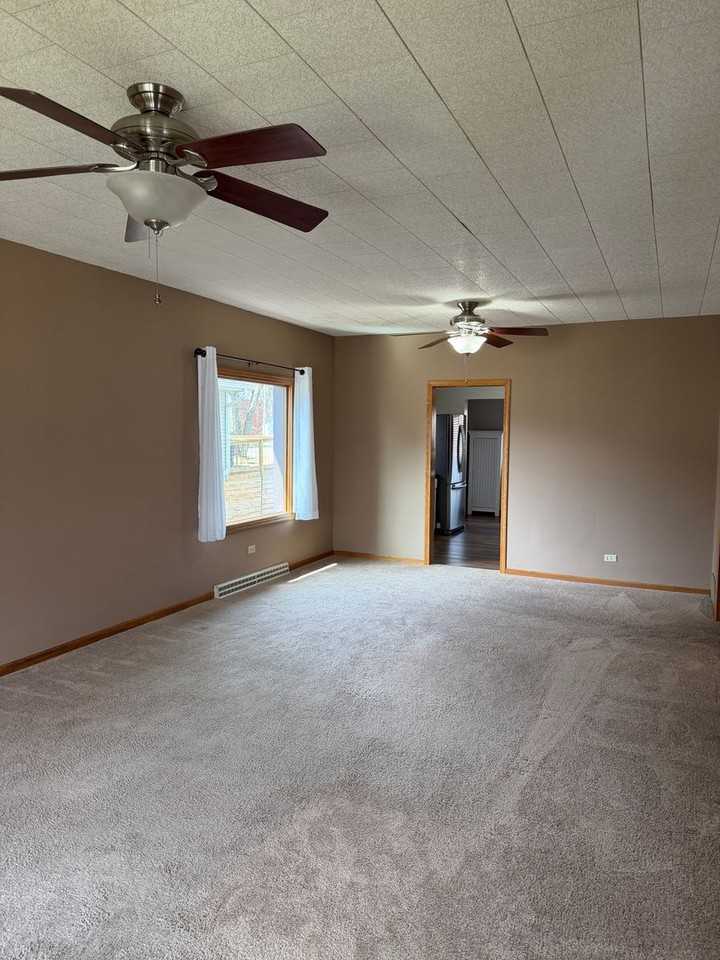 418 E Monowau St - Photo 6 of 29