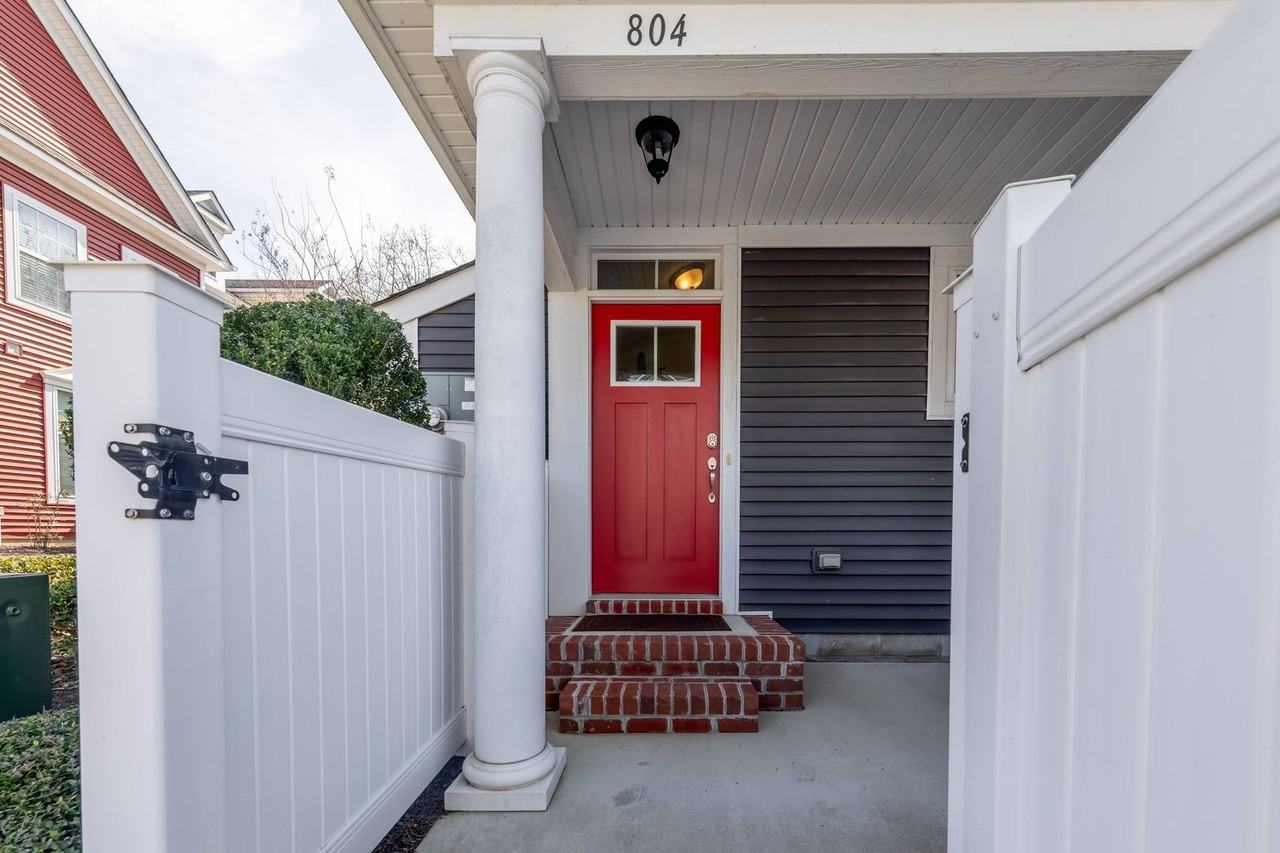 804 Promenade Ln - Photo 2 of 14