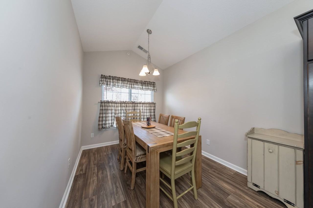 804 Promenade Ln - Photo 4 of 14