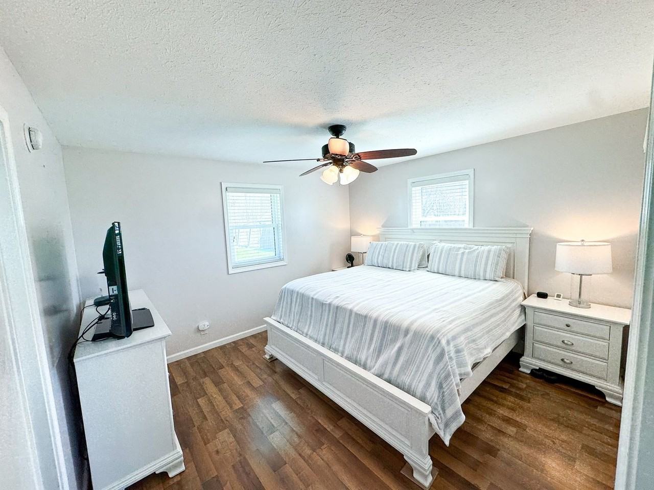 3641 Fisher Rd - Photo 7 of 11