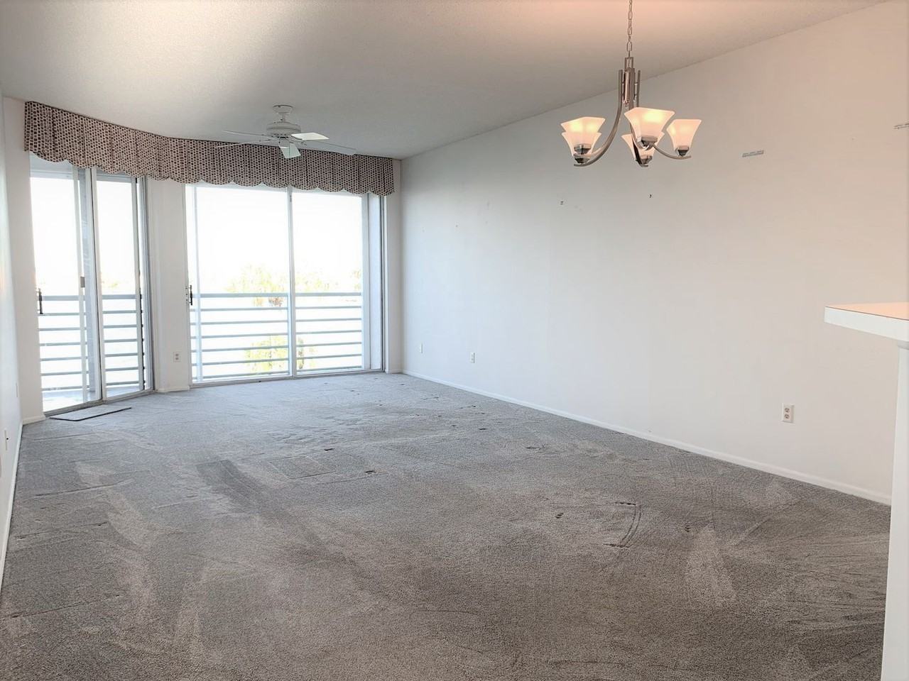 8040 Sailboat Key Blvd S - Photo 6 of 35