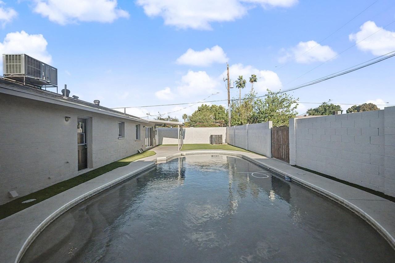 1281 E Hermosa Dr - Photo 3 of 41