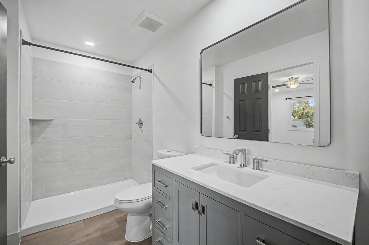 1281 E Hermosa Dr - Photo 7 of 41