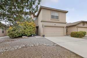 featured image of 2713 Violeta Cir Se #1